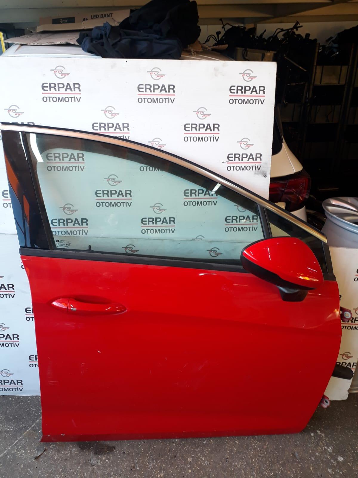 OPEL ASTRA K ÇIKMA SAĞ ÖN KAPI (KIRMIZI)